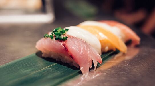Friske fiskeretter er et lager af proteiner og fedtsyrer i den japanske kost